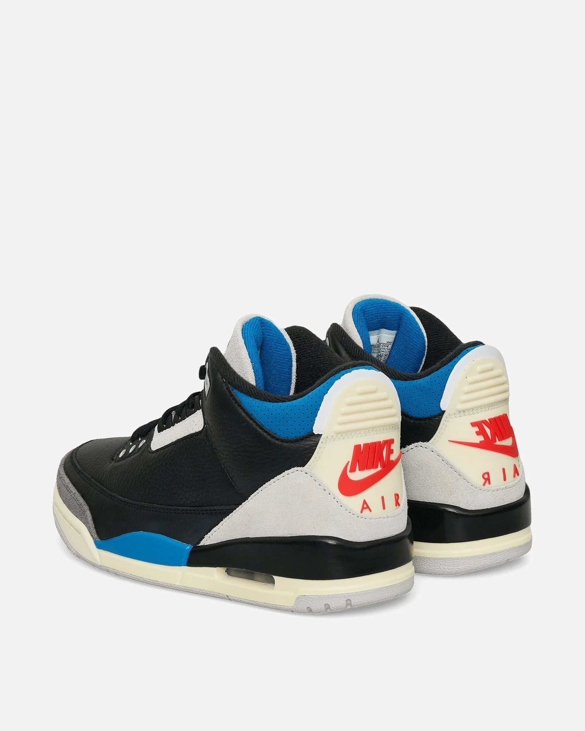 Air Jordan 3 Retro OG 'Rare Air' Sneakers Black / Chile Red / Military Blue