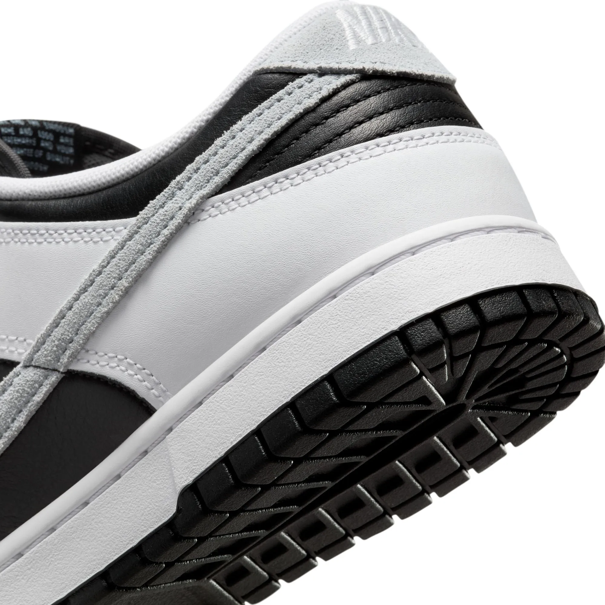 Dunk Low "Reverse Panda 2.0"
