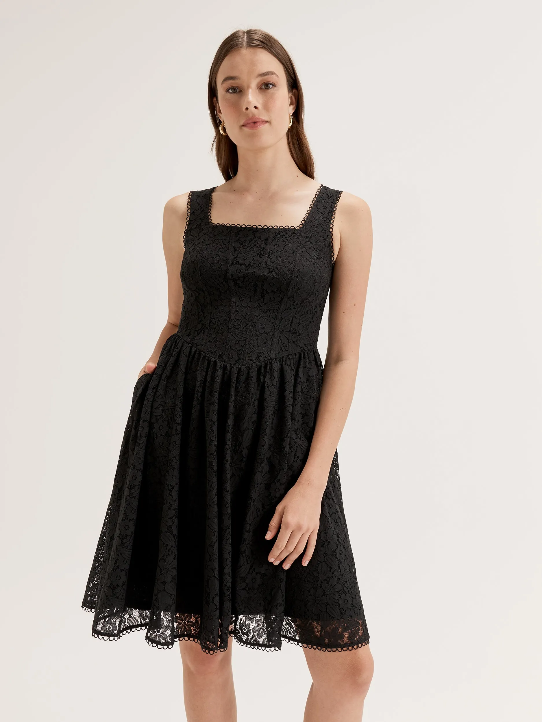 Jolie Lace Dress