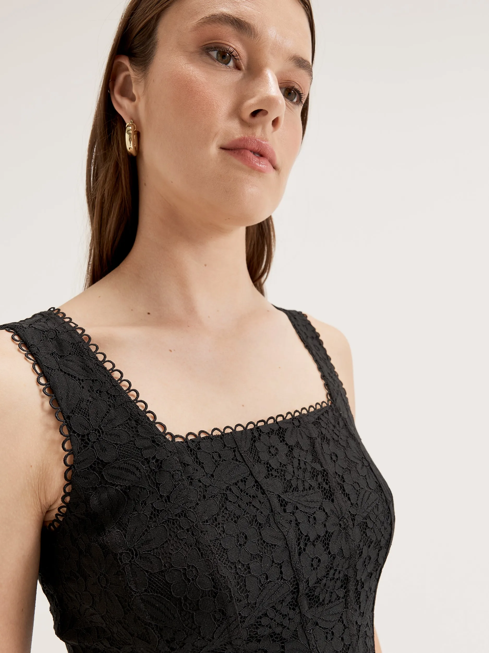 Jolie Lace Dress