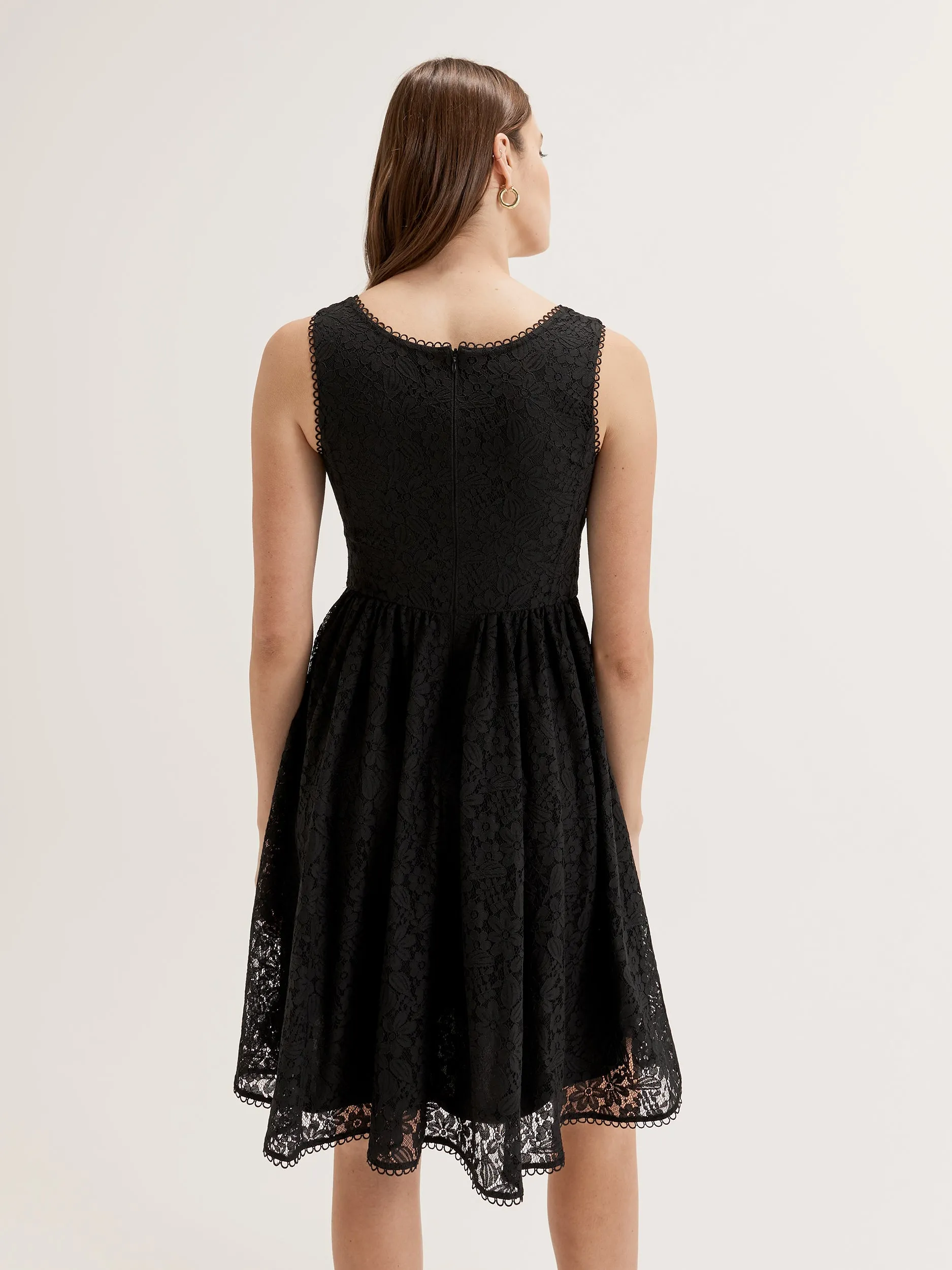 Jolie Lace Dress