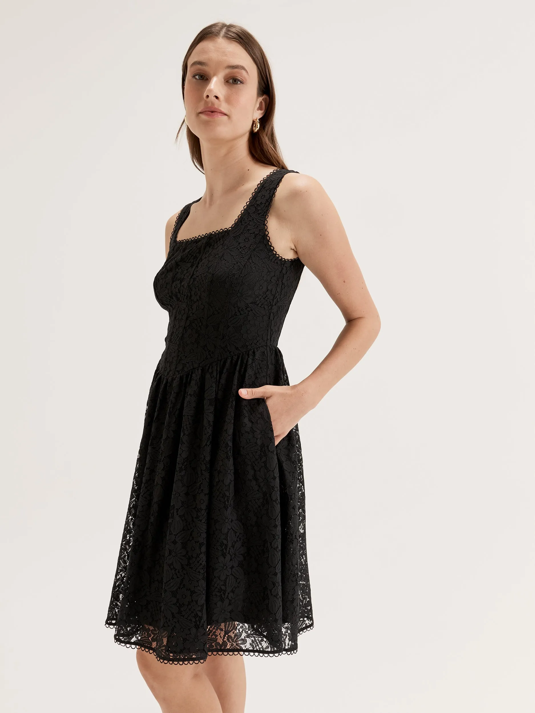 Jolie Lace Dress