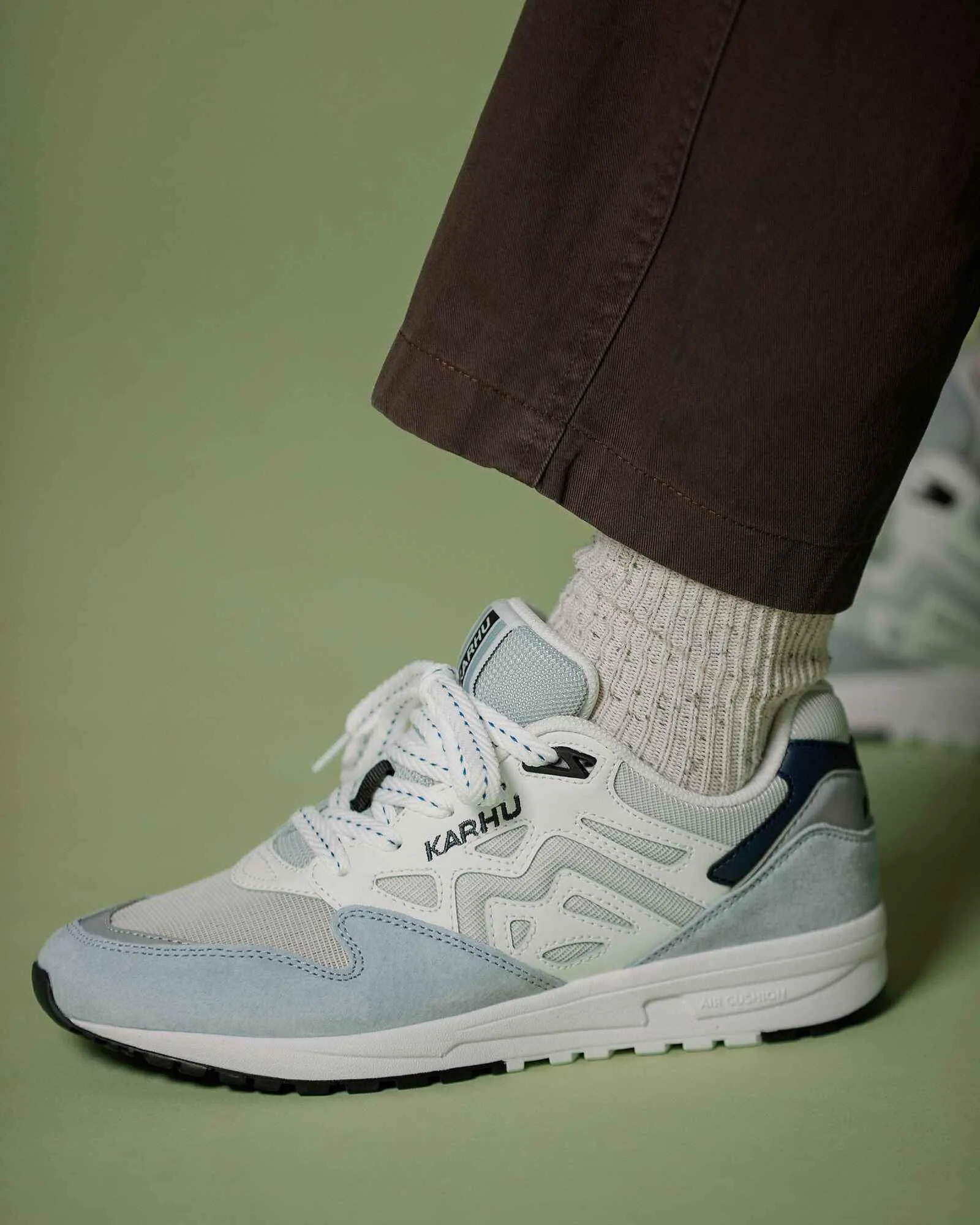 LEGACY 96 - PEARL BLUE / BRIGHT WHITE