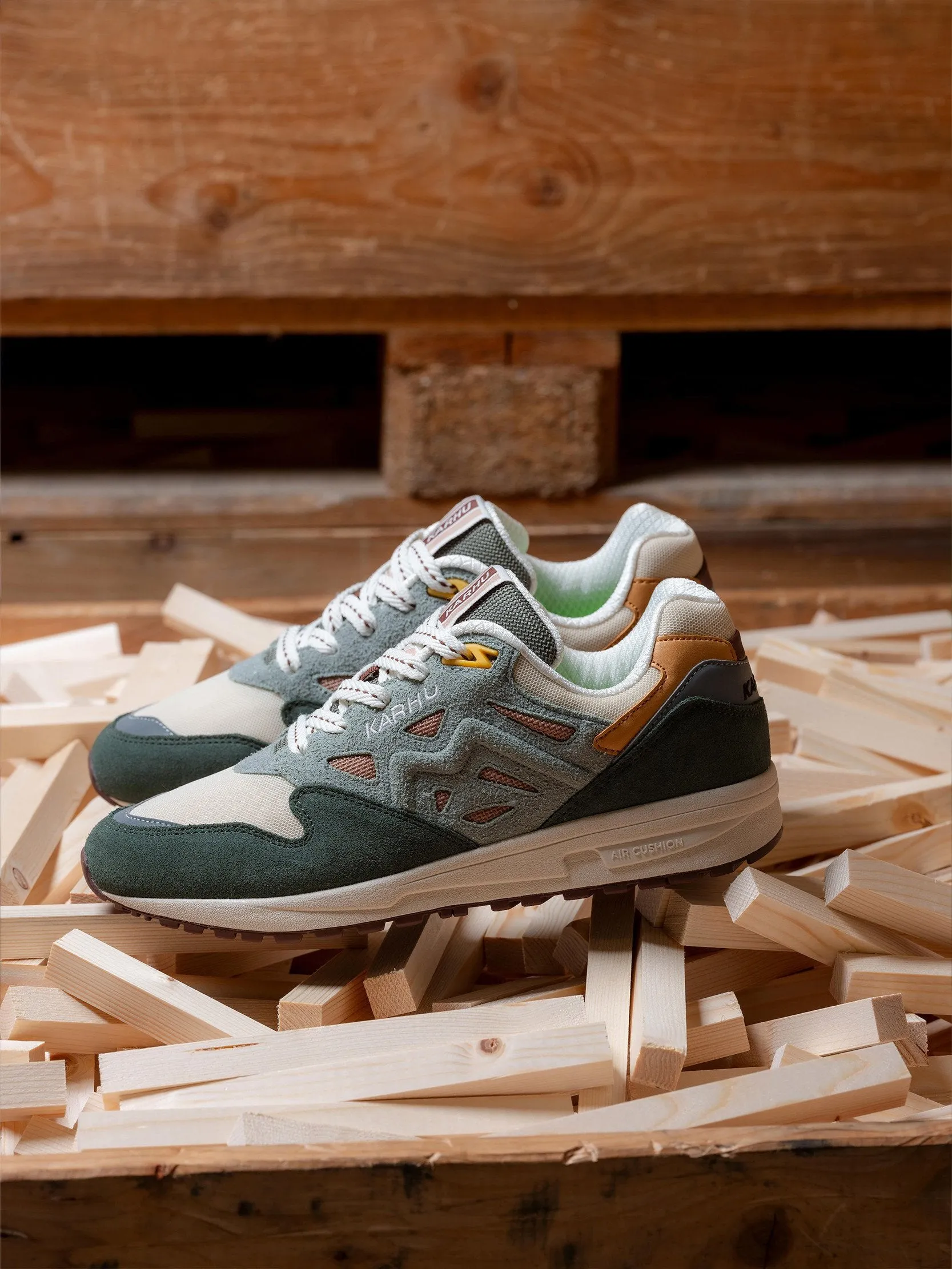 LEGACY 96 "MÖLKKY" PACK - LAUREL WREATH / WARM TAUPE
