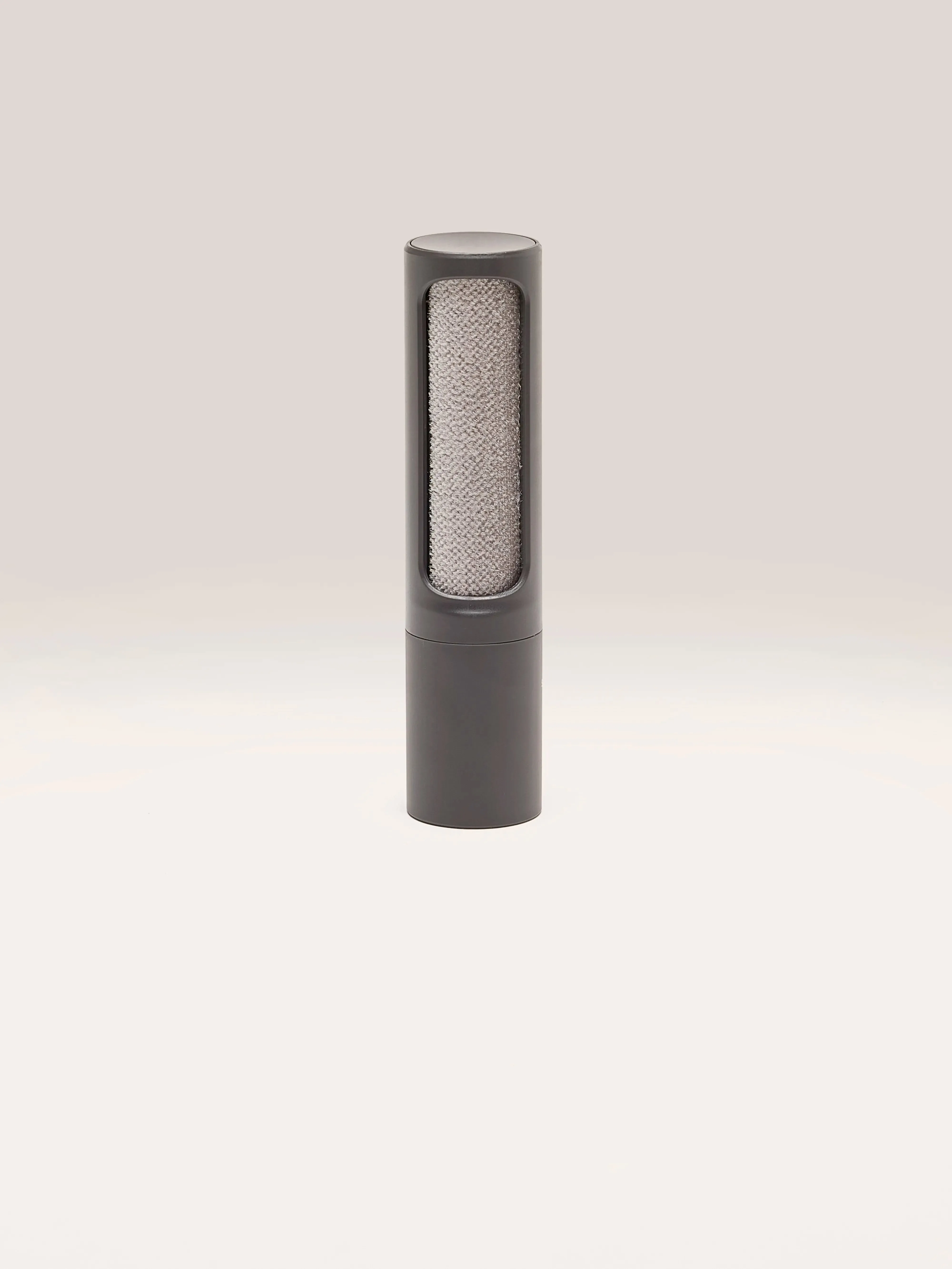 Lint Brush (242 / W / CHARCOAL)
