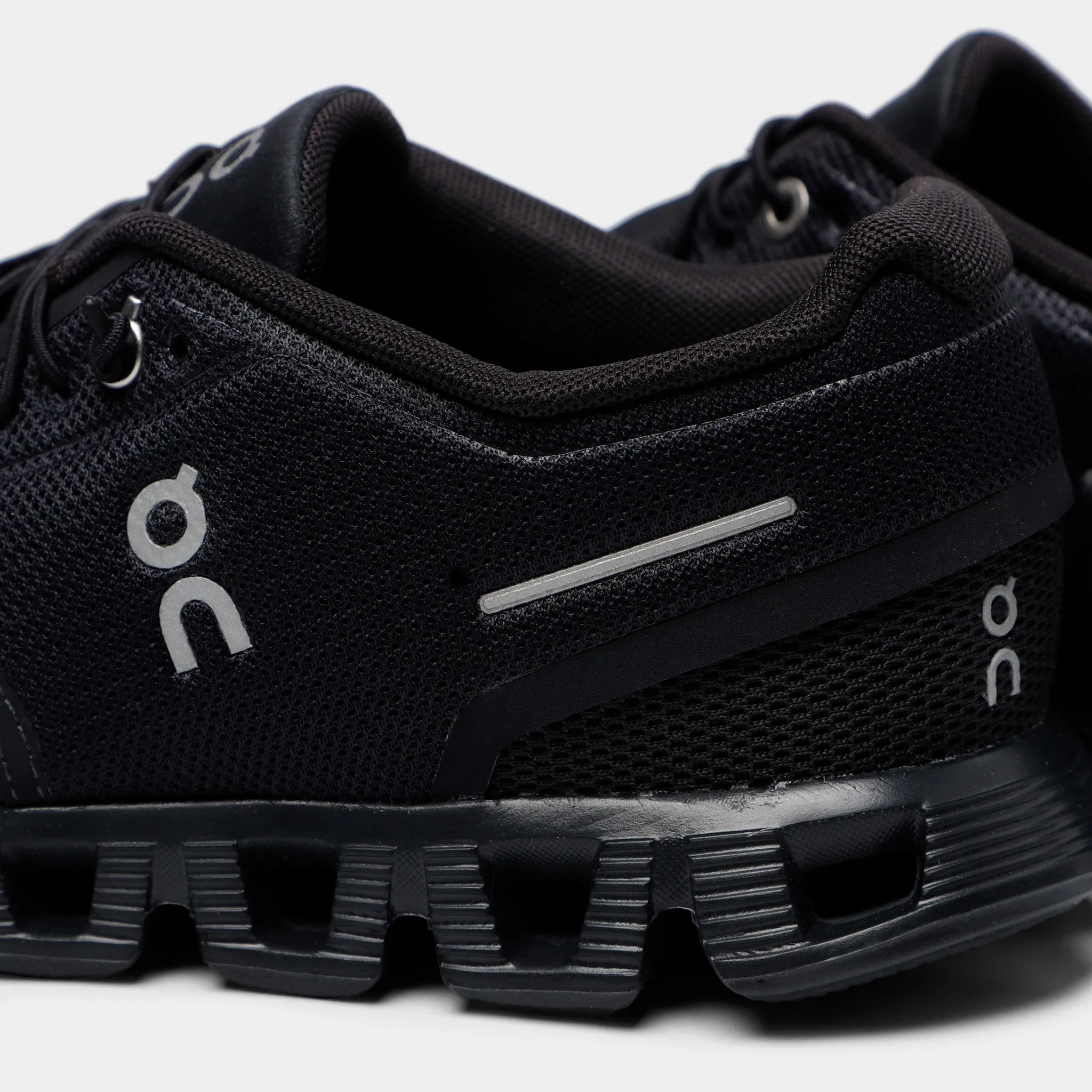 On Women's Cloud 5 / All Black