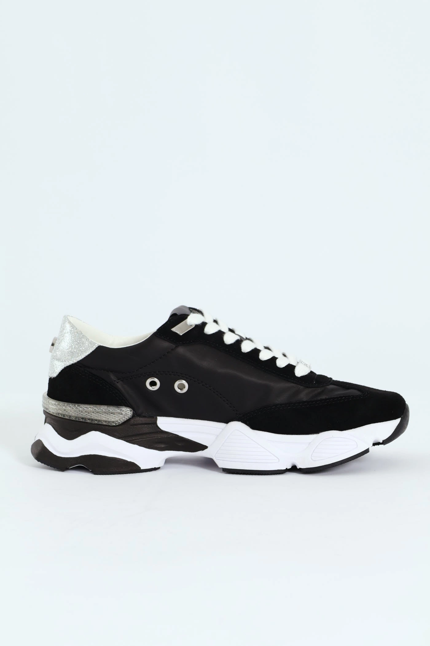Setback Sportie Sneaker - Black/White