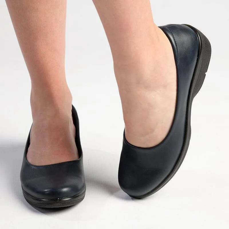 Soft Style by Hush Puppies Jasmine Flat Court Walker - Navy