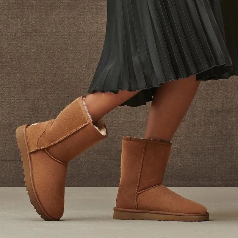 UGG Classic Short ll Boot - Chestnut