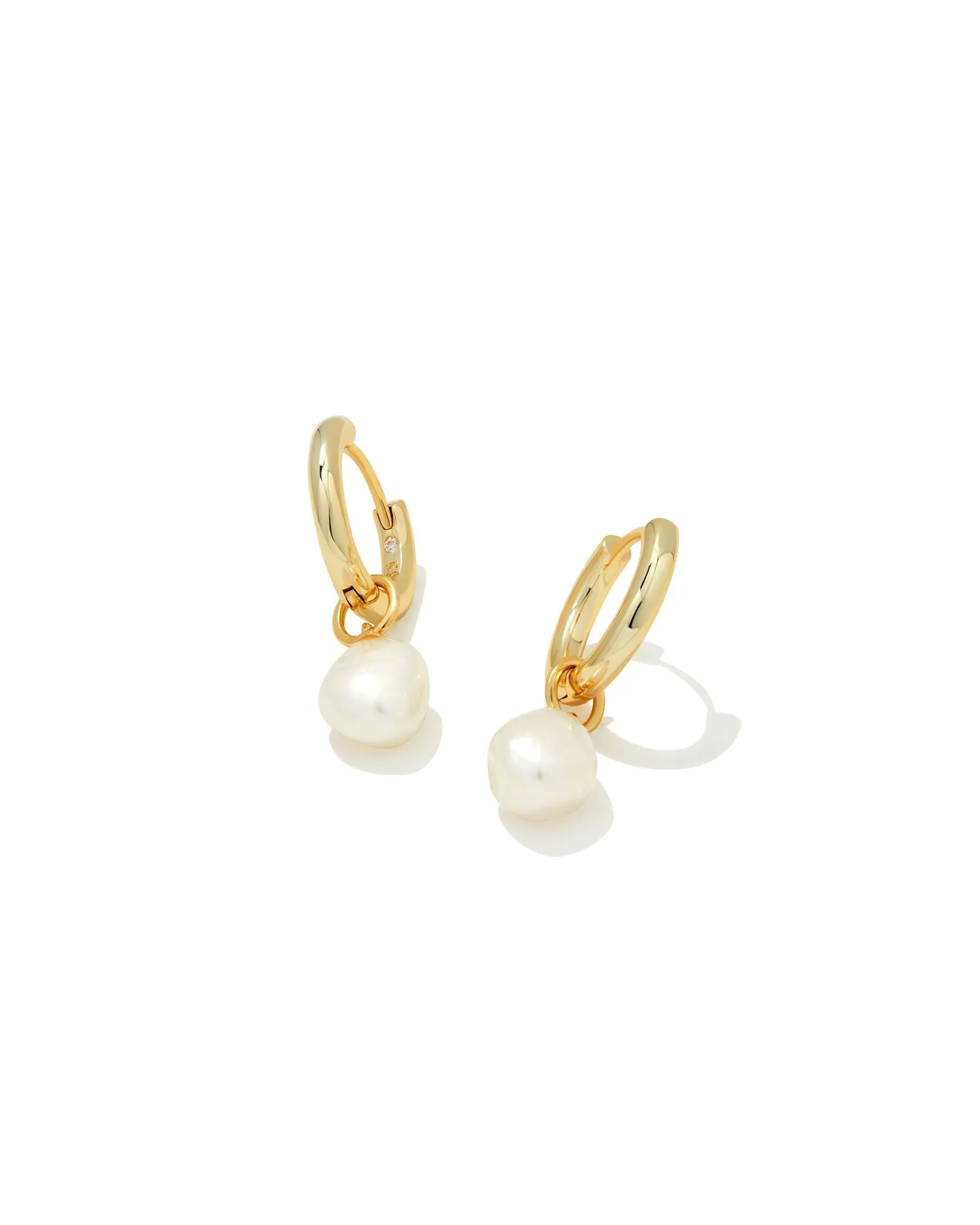 Willa Pearl Huggie Earring Gold White Pearl