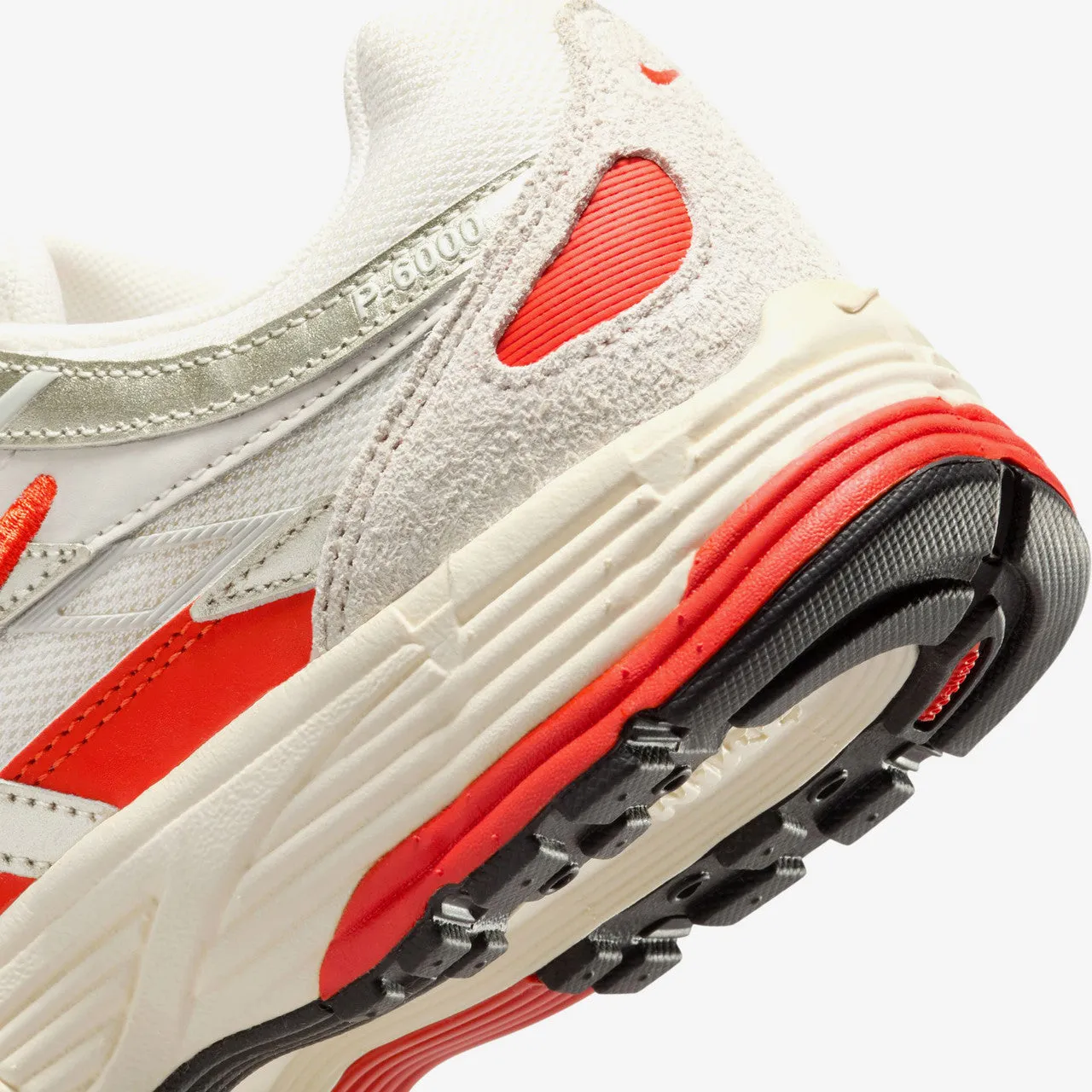 Wmns P-6000