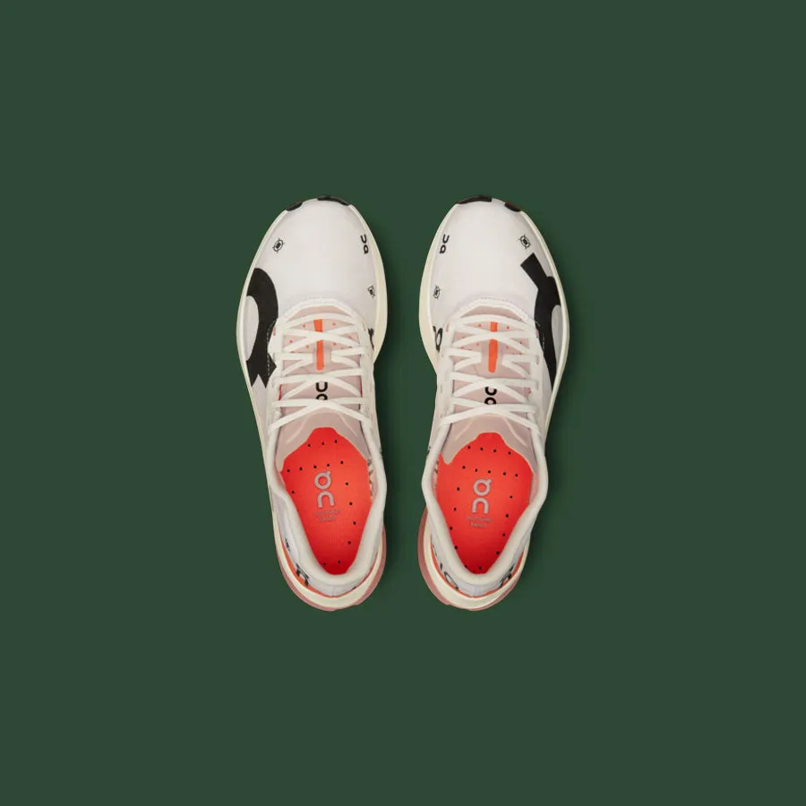 Women's On Cloudboom Echo 3